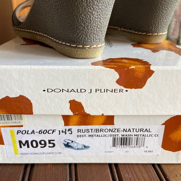 Donald Pliner sling back POLA-60CF rust/bronze natural wedge heels. - Picture 6 of 10